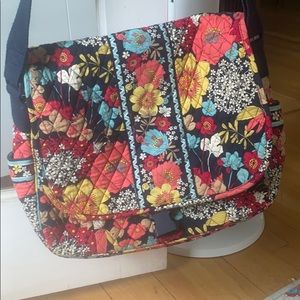 Happy snails messenger bag